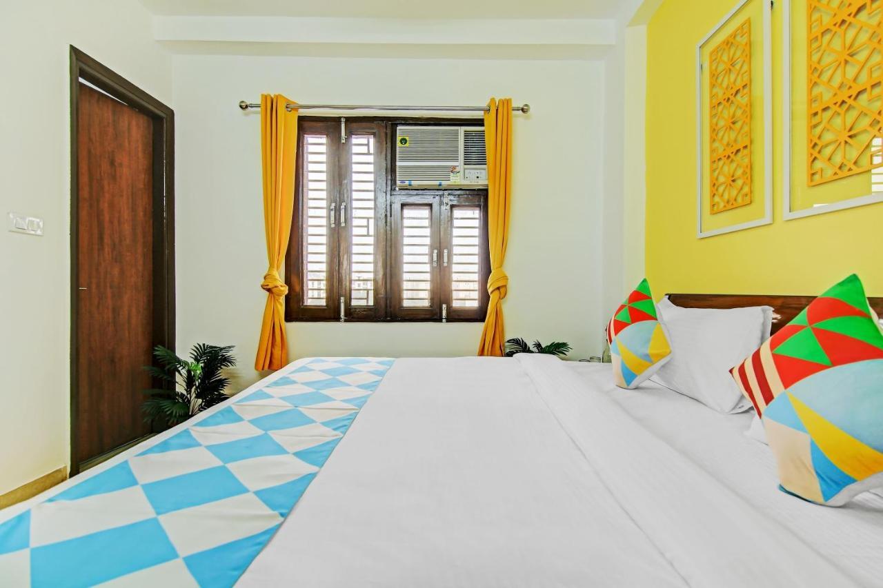 Oyo Plot No40 Dwarka Near Dwarka Sector 21 Metro Station 3* New Delhi