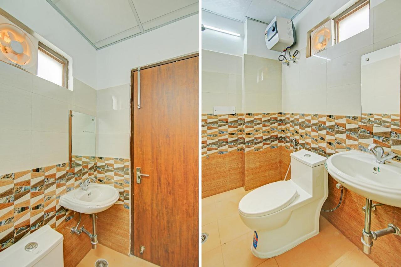 Oyo Plot No40 Dwarka Near Dwarka Sector 21 Metro Station 3* New Delhi